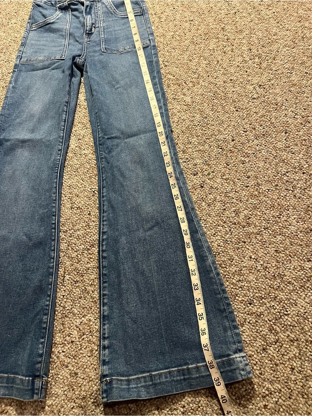 American Eagle Ne(xt) Level Stretch Super High-Rise Flare Blue Jeans - Picture 9 of 11